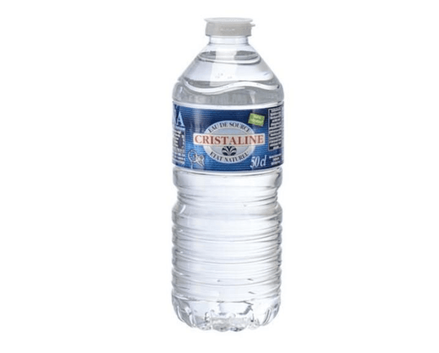 Petite bouteille d&#039;eau cristalline 50cl